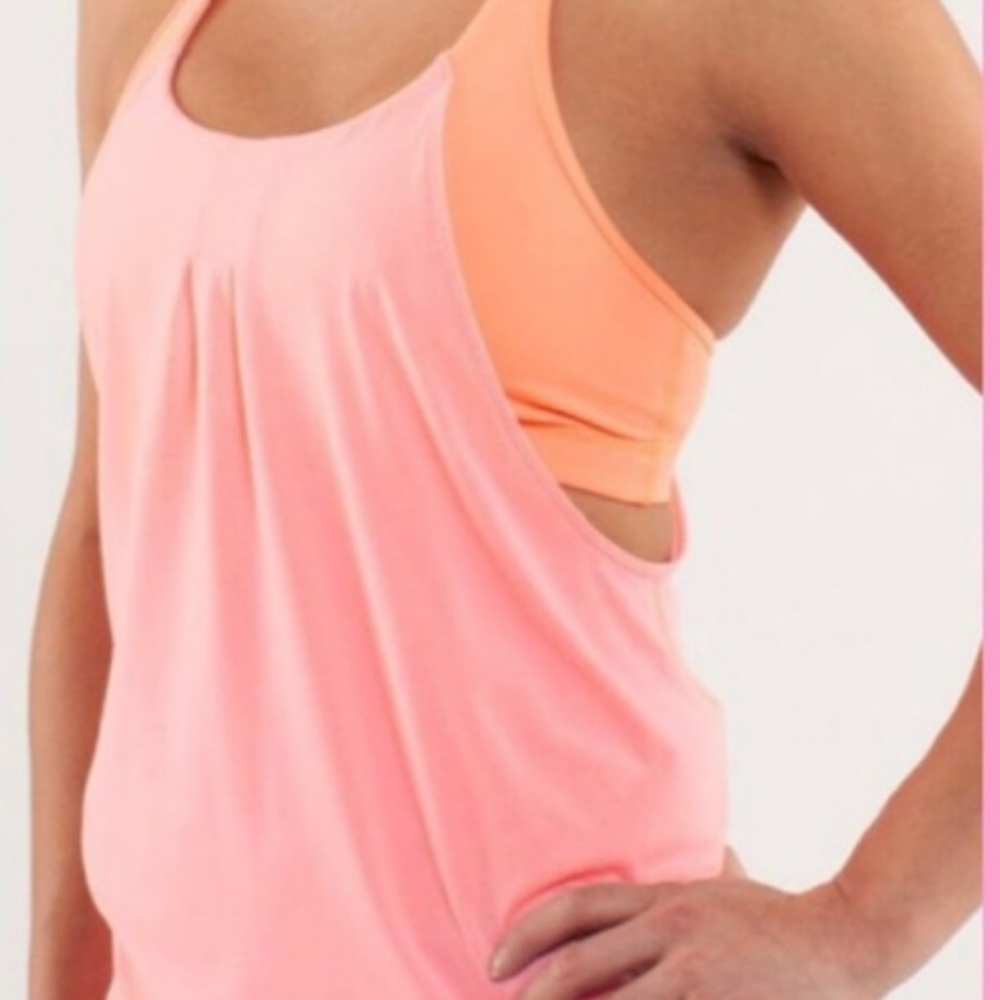 Lululemon athletic top